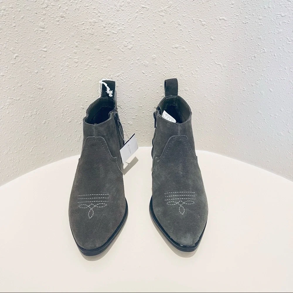 American Eagle Women’s Western Cowboy Leather Olive Green Bootie Size 6.5 NEW
